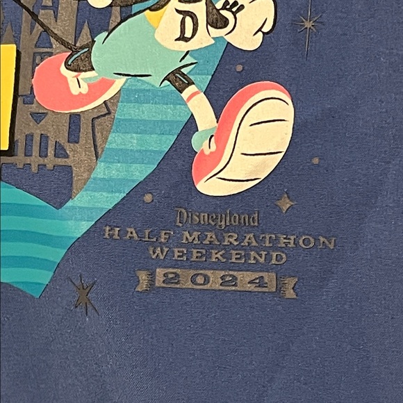 Run Disney 2024 Jacket - Picture 3 of 15